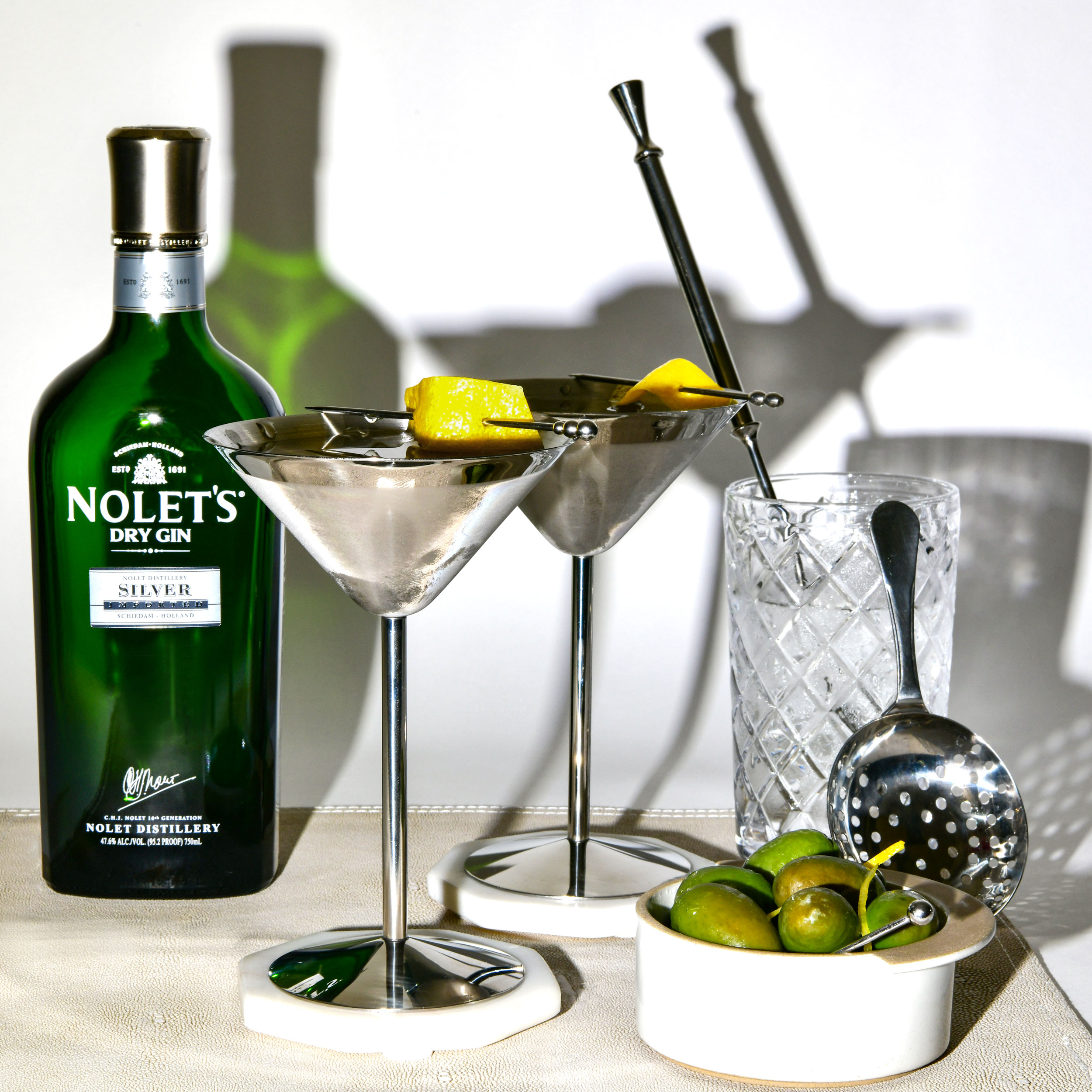 gin martini with olives