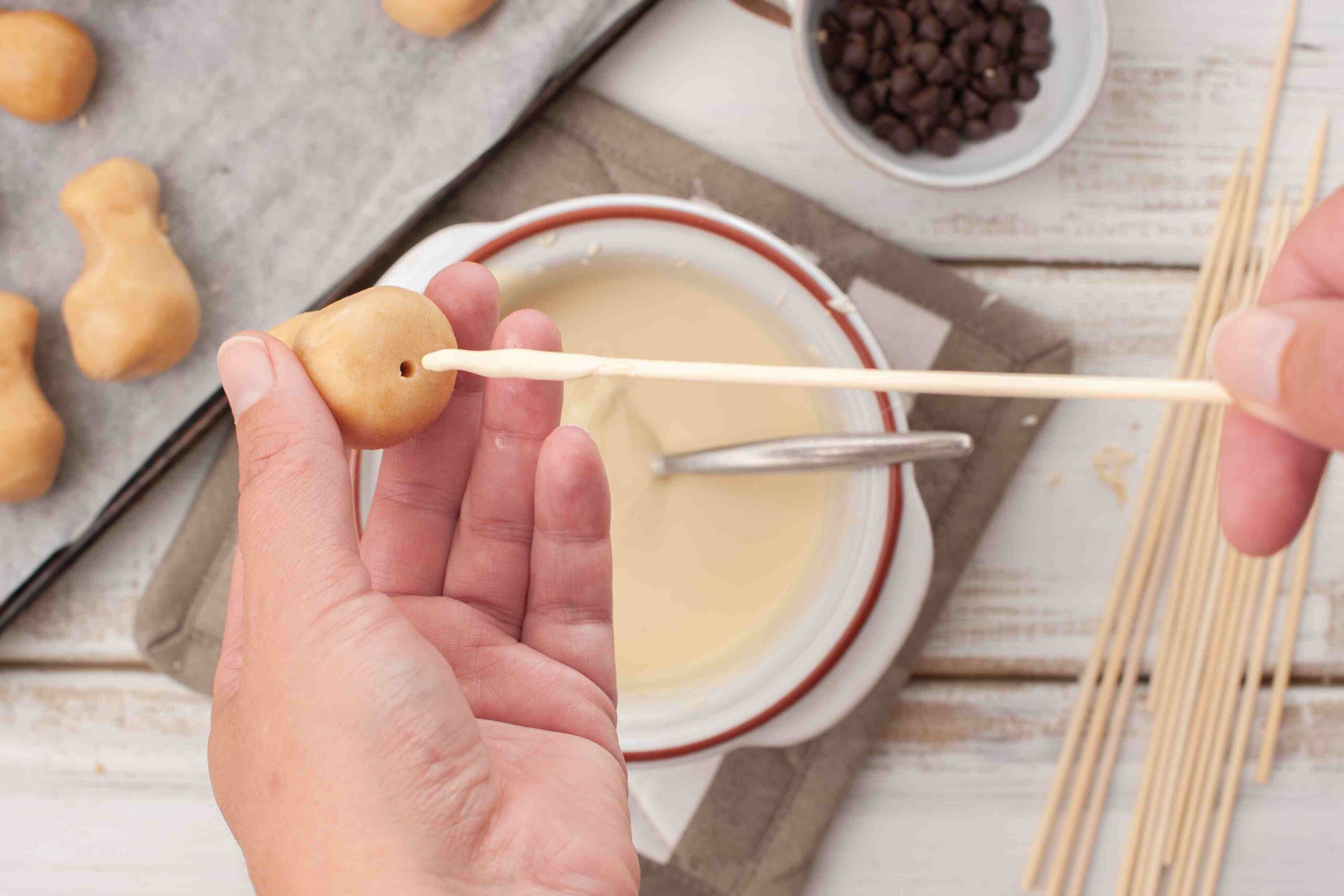 ghost cakepop6 scaled