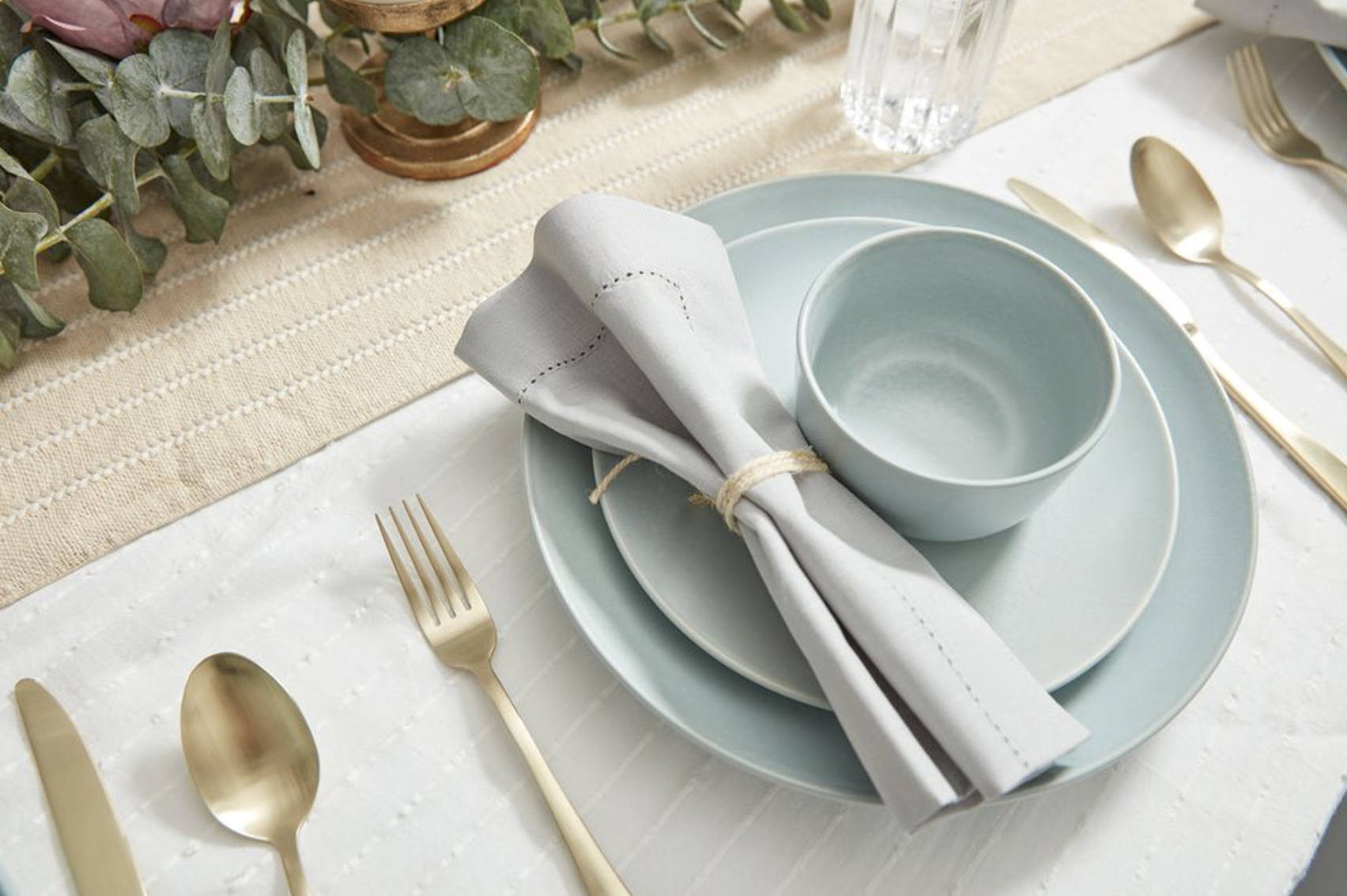 former table setting