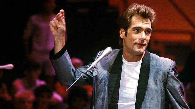 Huey Lewis